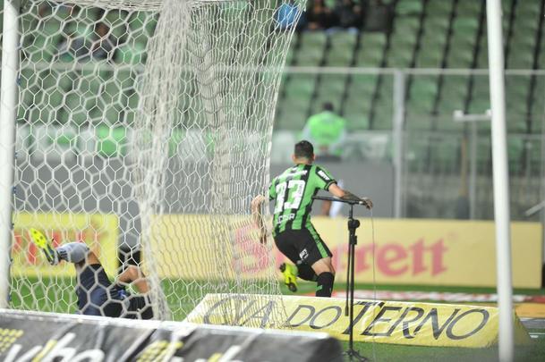 Fotos do jogo entre Amrica e Cuiab, no Independncia, pela 16 rodada da Srie B