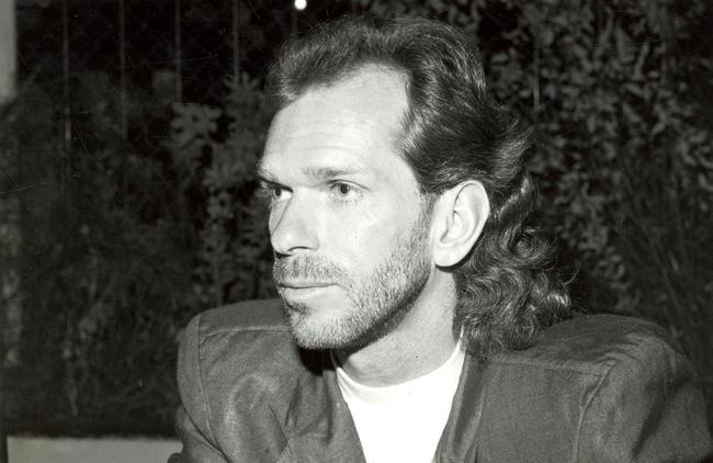 O goleiro Srgio Guedes passou pelo Cruzeiro em 1993 e integrou o elenco campeo da Copa do Brasil. Foi reserva de Paulo Csar no Campeonato Brasileiro.