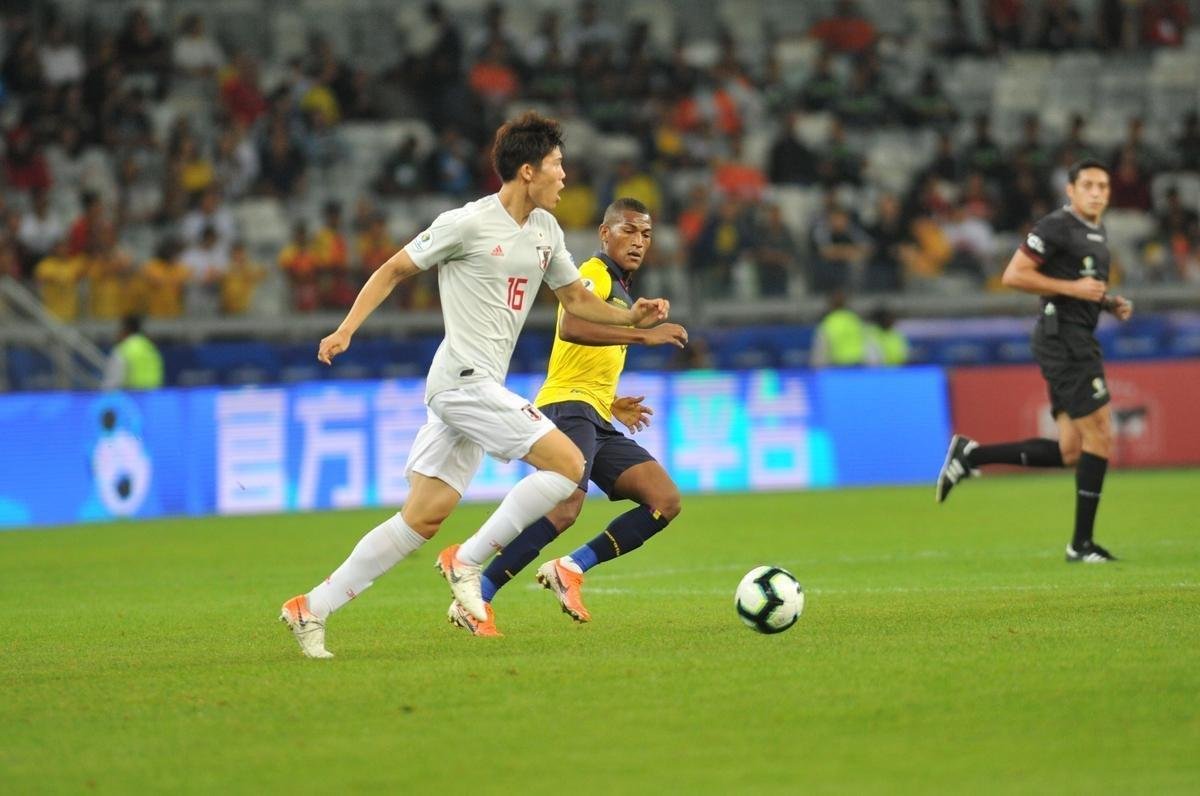 Equador e Japo se enfrentaram no Mineiro pela terceira rodada do Grupo C da Copa Amrica