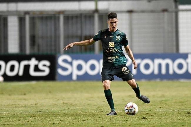 Al: meia veterano tem contrato com o Coelho at maio de 2022.