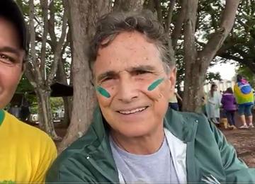 Tricampeão de Fórmula 1 é apoiador do presidente Jair Bolsonaro (PL) e fez doações para financiar sua campanha à reeleição
