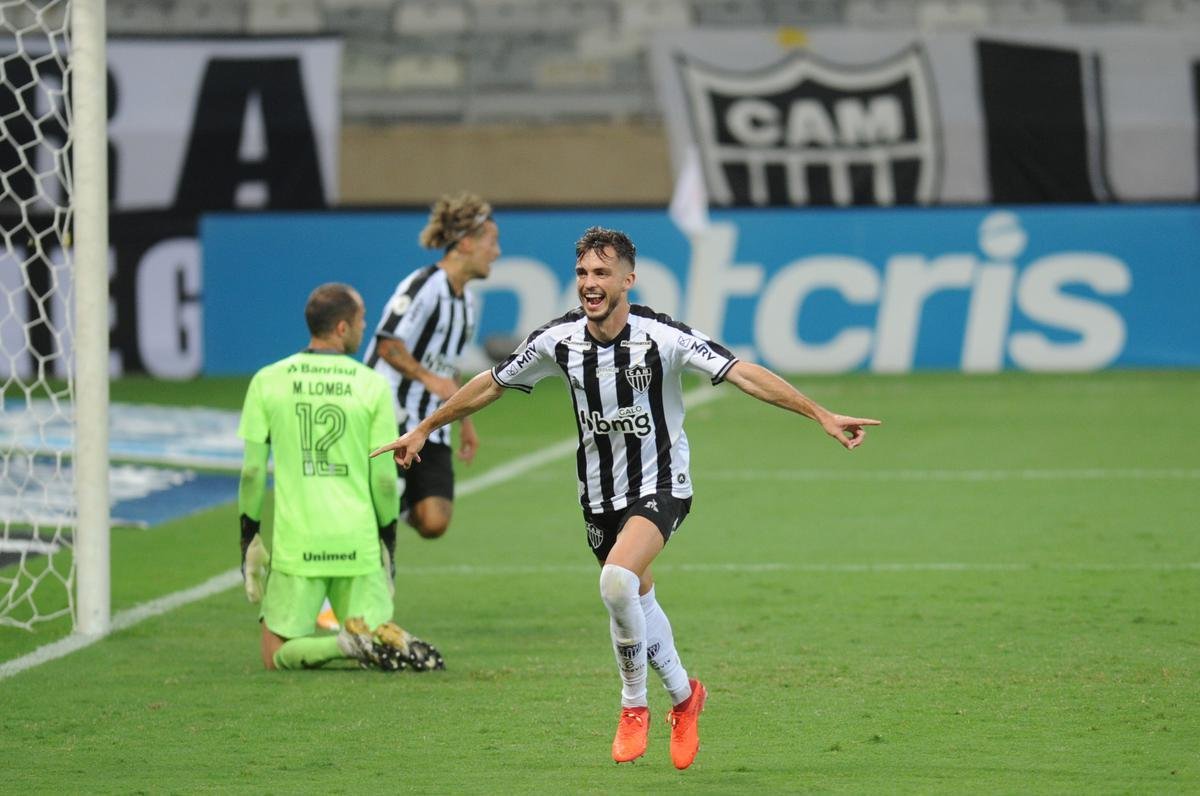 Jogo entre Atltico e Internacional, no Mineiro, terminou empatado por 2 a 2