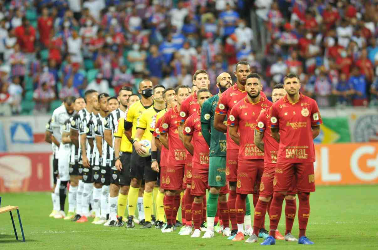 Fotos do jogo entre Bahia e Atltico, na Fonte Nova, em Salvador, pela 32 rodada do Campeonato Brasileiro