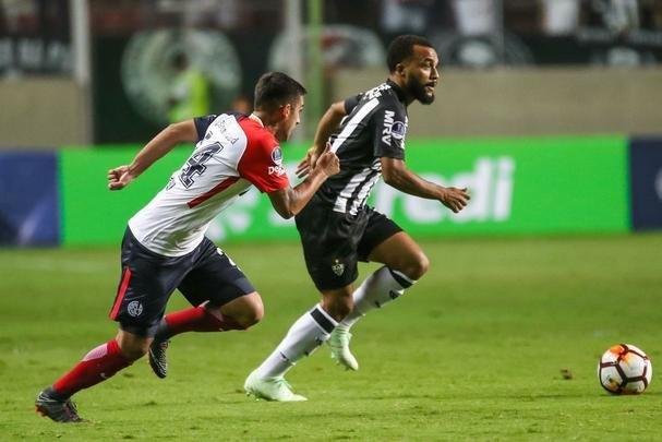 DEIXOU O CLUBE: Samuel Xavier - Indicado pelo ex-treinador alvinegro Oswaldo de Oliveira, o lateral-direito foi titular no início da temporada. Falhas defensivas, entretanto, o levaram ao banco de reservas. Fez apenas oito jogos (todos como titular). Pelo clube, não fez gols e deu duas assistências. O desempenho ruim fez com que o Atlético encerrasse o empréstimo. Samuel Xavier, então, foi repassado do Sport ao Ceará, clube que o jogador defende até hoje.