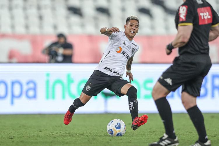 Fluminense e Atlético se enfrentaram nesta quinta-feira (26), em jogo de ida das quartas de final da Copa do Brasil