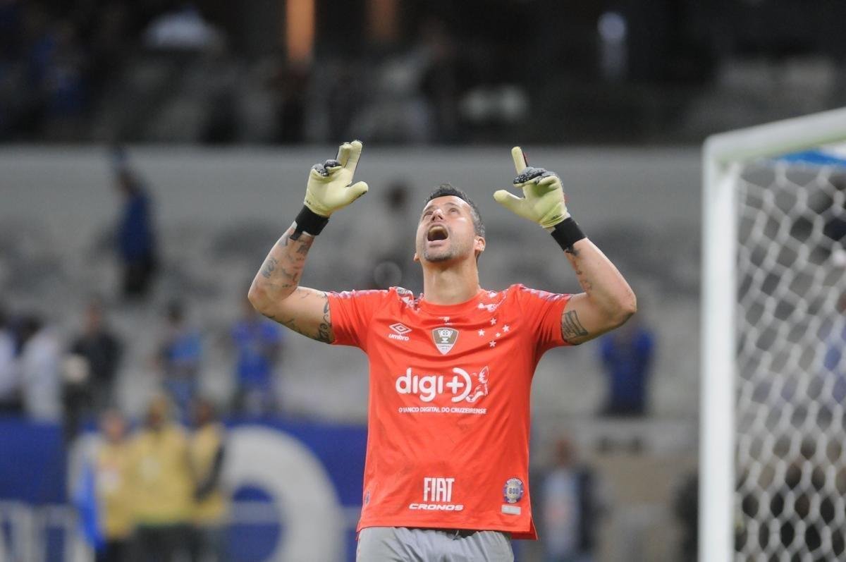 Depois de empate por 2 a 2 no tempo normal, Cruzeiro derrotou Fluminense por 3 a 1 nos pnaltis e avanou s quartas de final da Copa do Brasil. Fbio pegou uma cobrana; Sass, Pedro Rocha e Thiago Neves converteram para a Raposa