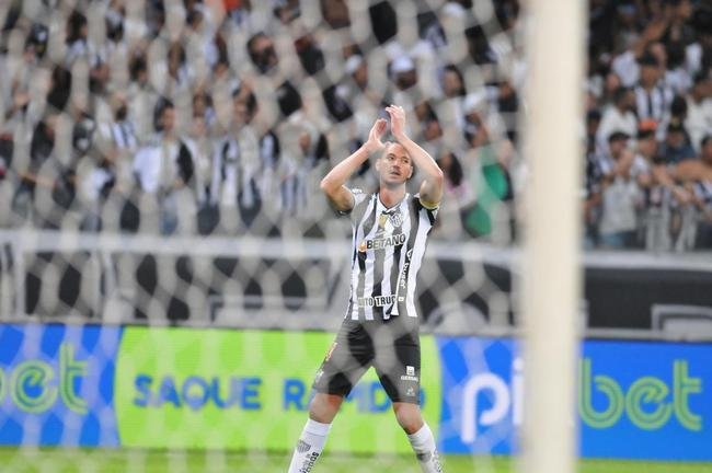 Atltico buscou virada eletrizante sobre o Fortaleza no Mineiro 