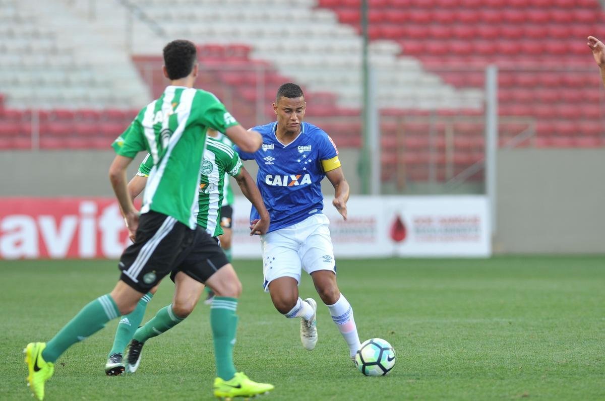 Imagens do jogo entre Cruzeiro e Coritiba, no Independncia, pela final do Campeonato Brasileiro Sub-20