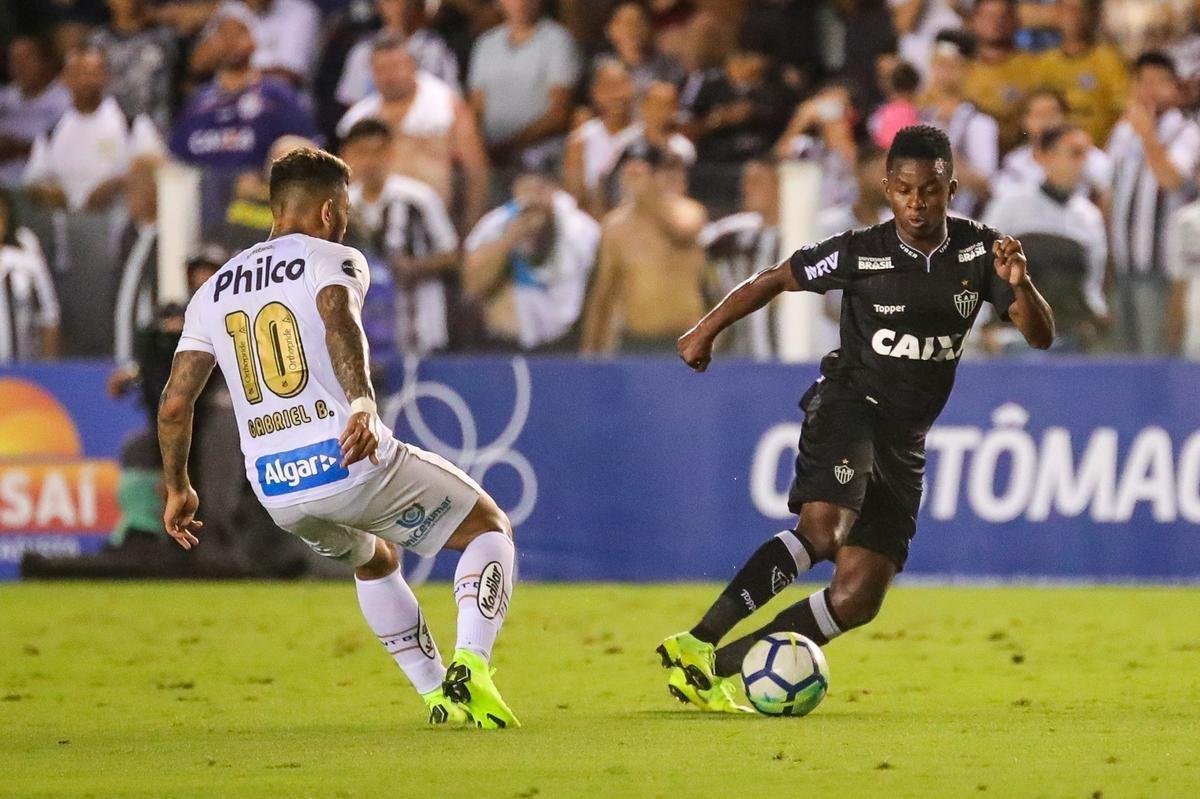 Na Vila Belmiro, Atltico  derrotado pelo Santos por 3 a 2, pela 37 rodada do Campeonato Brasileiro 