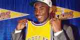 13ª escolha do Draft de 1996, Kobe foi recrutado pelo Charlotte Hornets aos 17 anos, mas logo foi trocado e enviado aos Lakers, onde passou toda a carreira