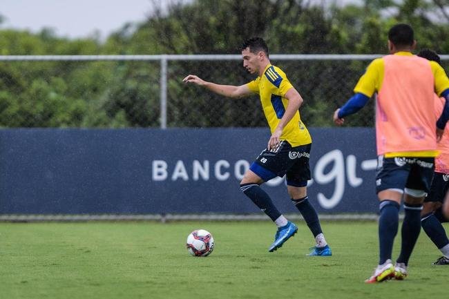 Fotos do treino do Cruzeiro nesta quinta-feira (11/11)