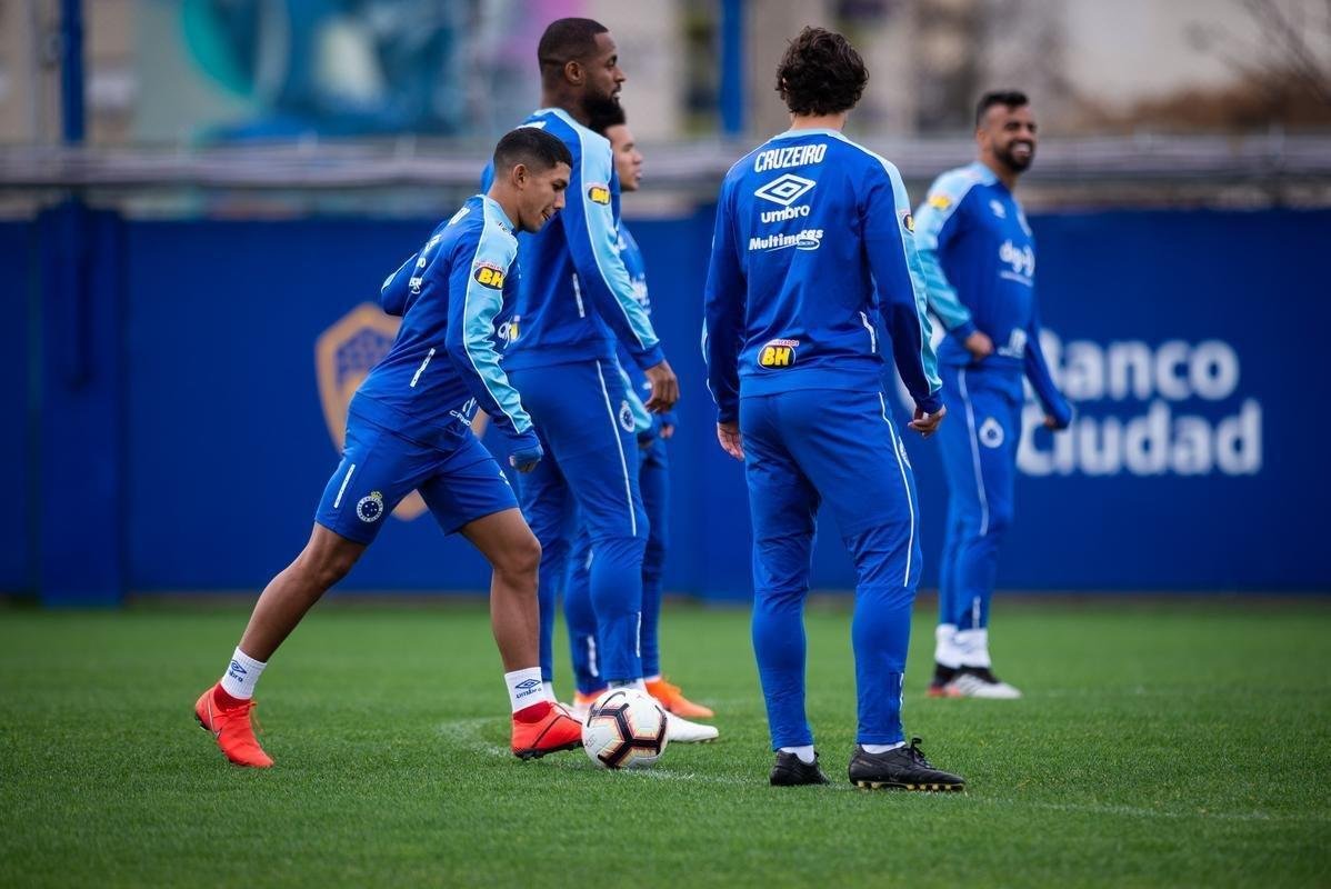 De olho em jogo contra o River Plate pela Copa Libertadores, Cruzeiro treinou na tarde desta segunda-feira no CT do Boca Juniors