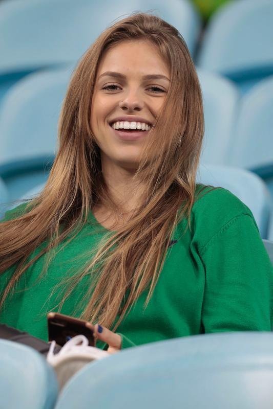 Torcedor acompanhou partida entre Brasil e Equador, na Arena do Grmio, em Porto Alegre