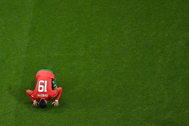 Fotos do gol de Youssef En-Nesyri, de Marrocos, sobre Portugal, pelas quartas de final da Copa do Mundo de 2022, no Catar