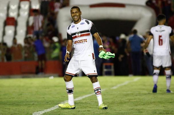 No final, Salatiel errou a cobrança que poderia dar a vitória para o Náutico