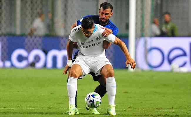 Atacante uruguaio Luis Surez na partida contra o Cruzeiro