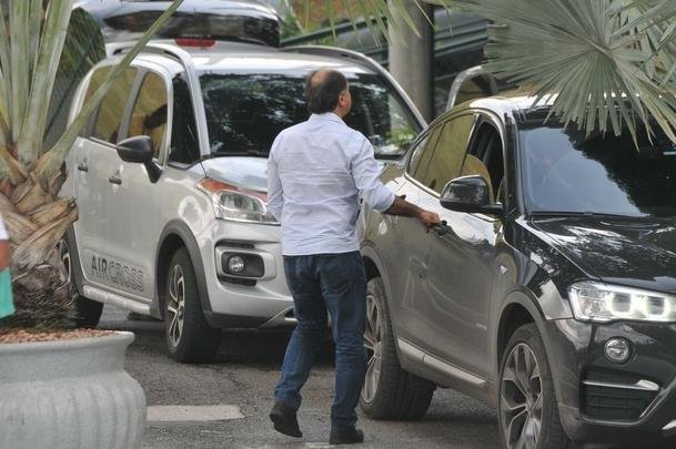 Tcnico Marcelo Oliveira deu entrevista de despedida na Cidade da Galo
