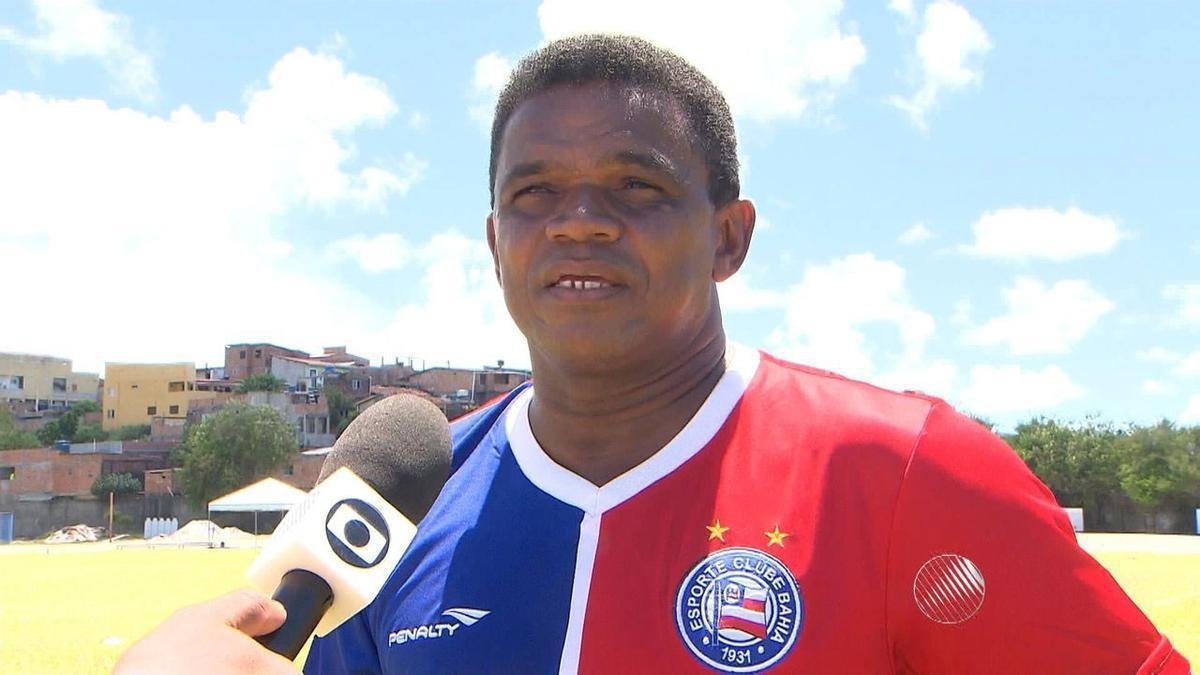 Ex-volante do Bahia, Lima Sergipano (PT) recebeu 281 votos para vereador em Salvador e no foi eleito.