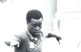 Balu foi lateral-direito do Cruzeiro de 1986 a 1991. Chegou  Seleo Brasileira jogando pelo clube. Foi campeo mineiro de 1987 e 1990.