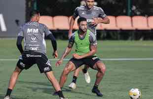 Aps o empate com o Fortaleza, elenco do Atltico treinou na Cidade do Galo, na tarde desta tera-feira (25/10).