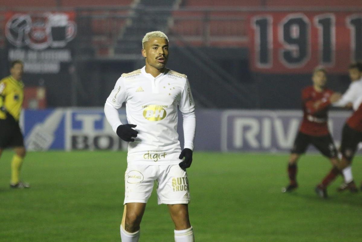 Brasil-RS x Cruzeiro: fotos do jogo pela Srie B 