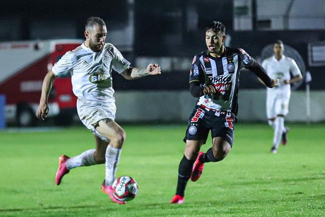 Fotos da derrota do Cruzeiro para o Operário-PR, por 2 a 1, em Ponta Grossa, pela quinta rodada da Série B de 2021