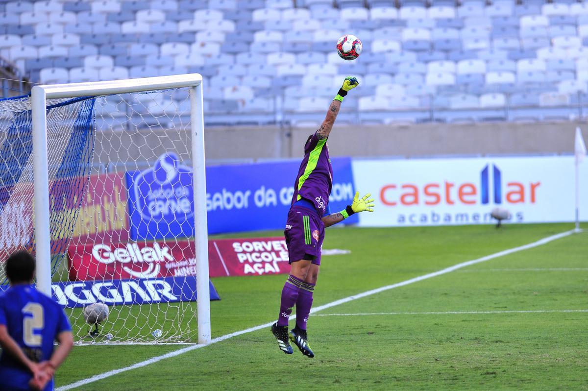Fotos do clssico do centenrio, entre Cruzeiro e Atltico, no Mineiro, em Belo Horizonte, pela nona rodada do Campeonato Mineiro