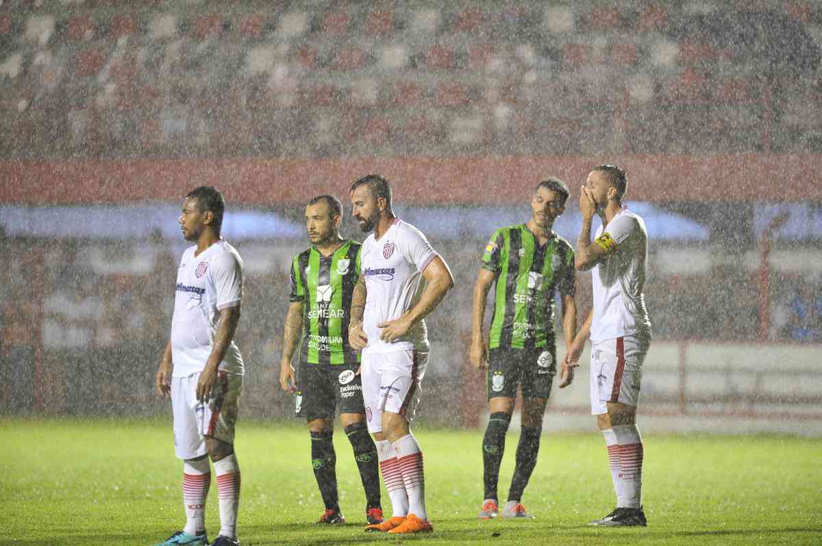 As melhores fotos do duelo entre Villa Nova e Amrica, em Nova Lima, pelo Mineiro