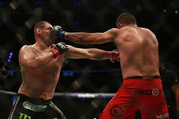 Fotos da vitória arrasadora de Fabrício Werdum sobre Cain Velasquez