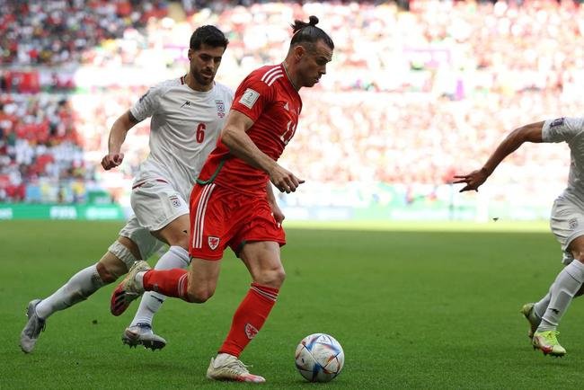 Pela segunda rodada do Grupo B da Copa do Mundo do Catar, Pas de Gales e Ir duelam no Estdio Ahmad Bin Ali, em Al Rayyan