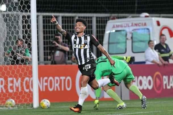 Imagens do jogo entre Atltico e Sport no Independncia