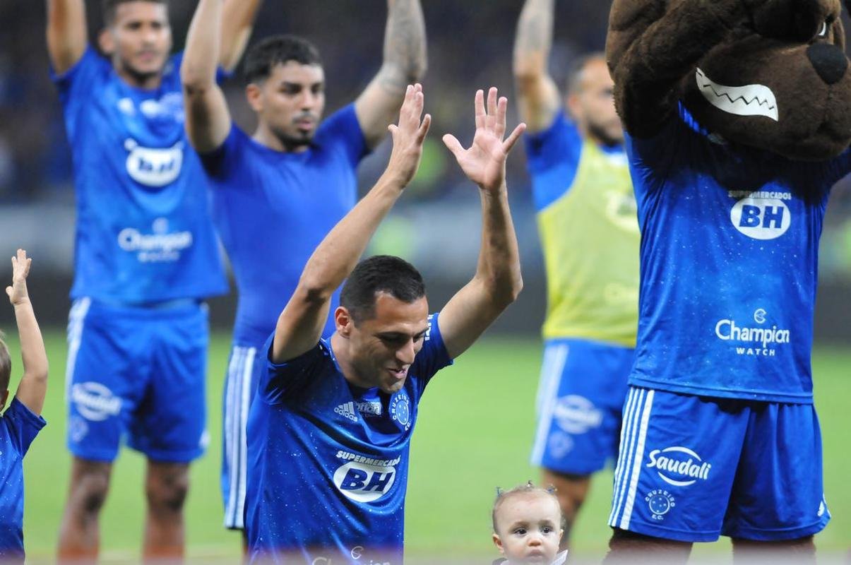 Fotos da partida entre Cruzeiro e Novorizontino, neste domingo (17), no Mineiro, em Belo Horizonte. Jogo  vlido pela 18 rodada da Srie B do Campeonato Brasileiro.