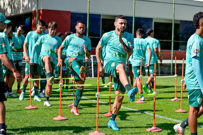 Fotos do primeiro treino de Gonzalo Mastriani pelo América
