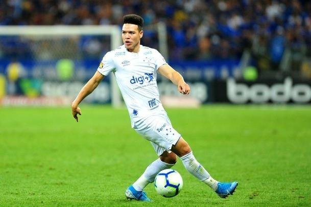 rbitro anulou gol do Cruzeiro e gerou muita revolta no Mineiro