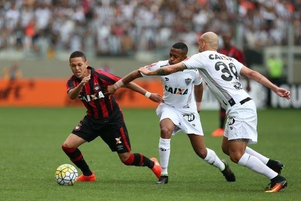 Atltico x Atltico-PR, jogo disputado no Independncia pela 21 rodada do Campeonato Brasileiro
