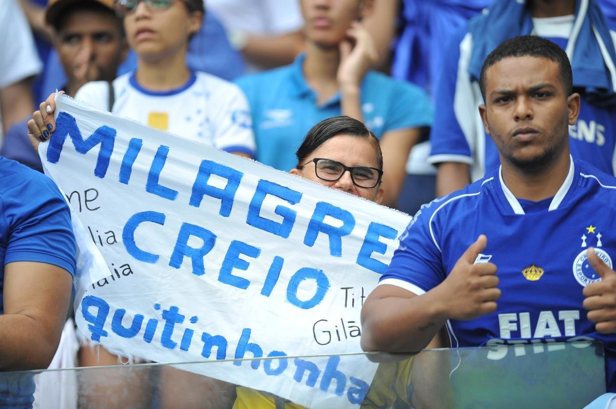 Desespero da torcida do Cruzeiro com o gol do Palmeiras no Mineiro, marcado por Z Rafael