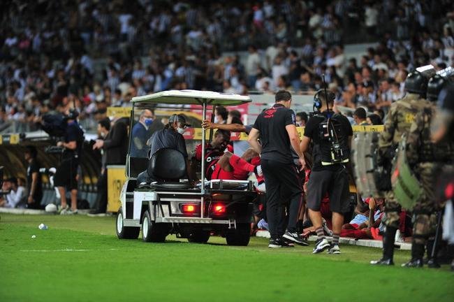 Fotos da vitria do Atltico sobre o Athletico-PR, no Mineiro, no jogo de ida da final da Copa do Brasil