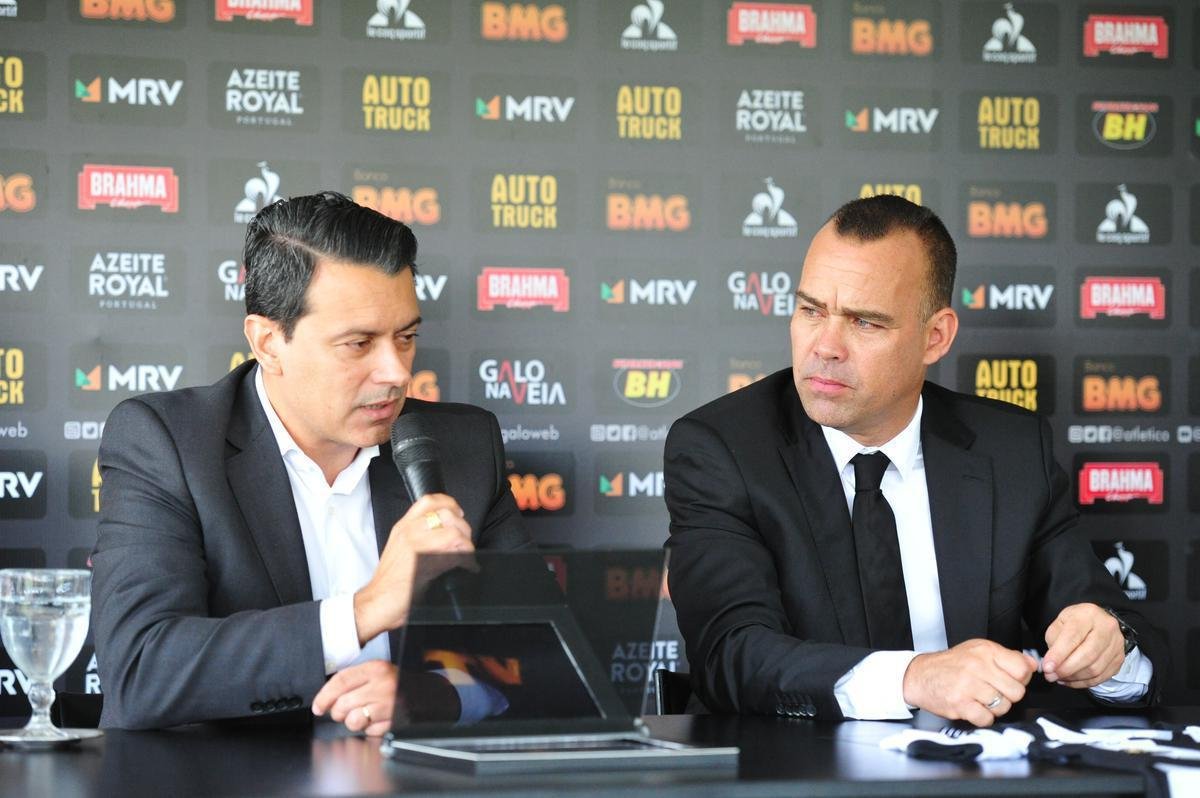 Fotos da apresentao de Rafael Dudamel no Atltico