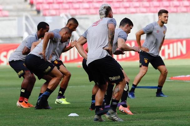 Partida entre Sport e Vitria, na Arena de Pernambuco, pela Copa do Nordeste