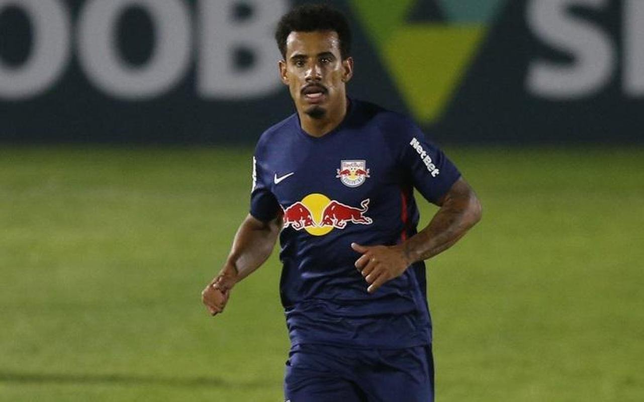 Lucas Evangelista - meia