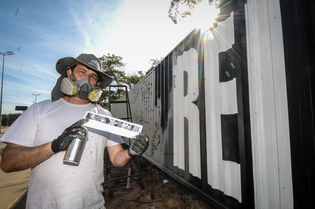 Grafite na Arena MRV