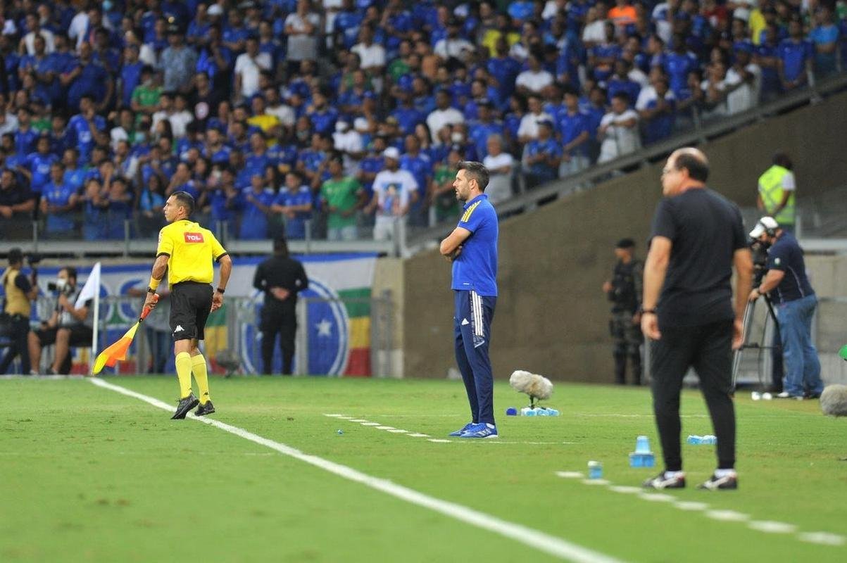 Fotos do jogo entre Cruzeiro e Brusque, no Mineiro, em Belo Horizonte, pela segunda rodada da Srie B do Campeonato Brasileiro