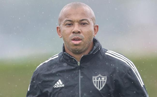 Mariano é um dos jogadores do Atlético com contrato até dezembro de 2023