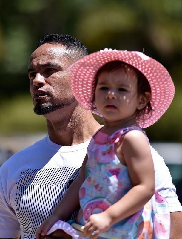 Goleiro Bruno foi apresentado neste sbado pelo Poos de Caldas