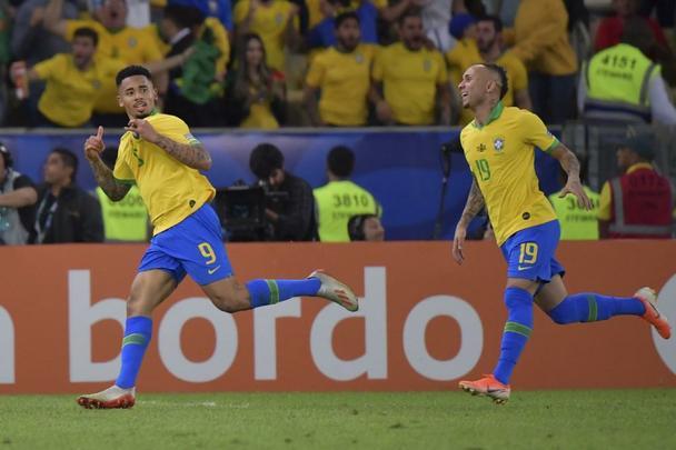 Gabriel Jesus recolocou o Brasil em vantagem na final da Copa América: 2 a 1