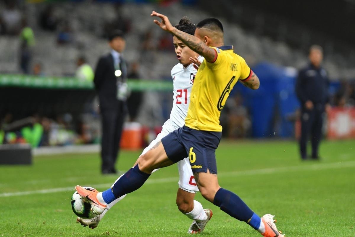 Equador e Japo se enfrentaram no Mineiro pela terceira rodada do Grupo C da Copa Amrica