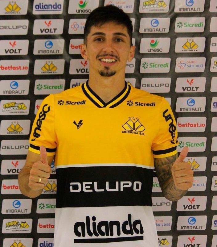 Gustavo Cazonatti, meia (Cricima)