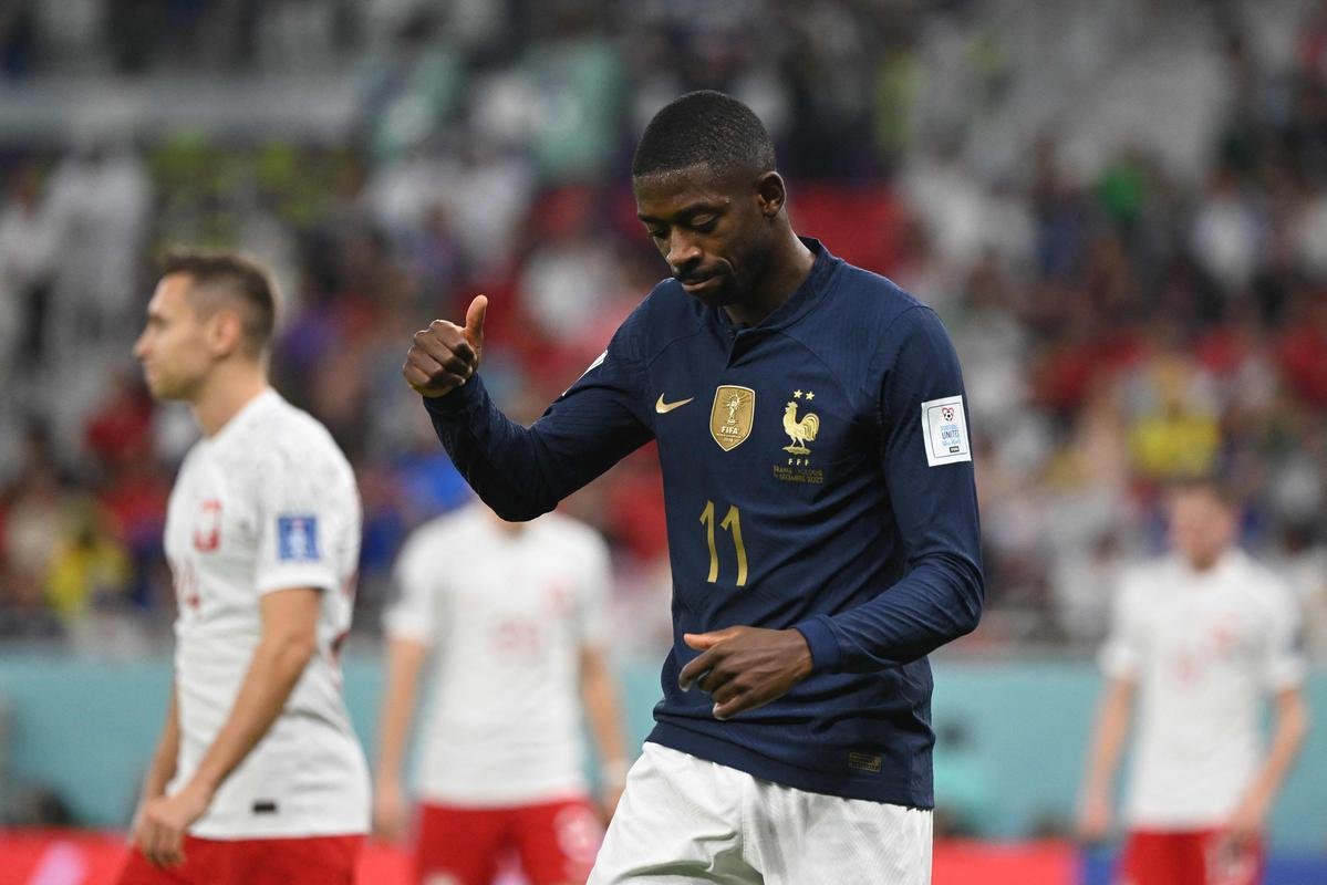 Lances da partida entre Frana e Polnia, pelas oitavas de final da Copa do Mundo.