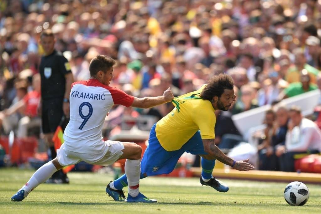 Seleo Brasileira venceu a Crocia por 2 a 0, com gols de Neymar e Roberto Firmino
