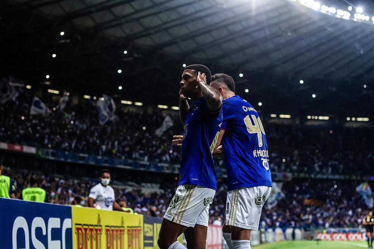 13 lugar - Cruzeiro - R$ 635 milhes (desvalorizao de 24% em relao a 2020)